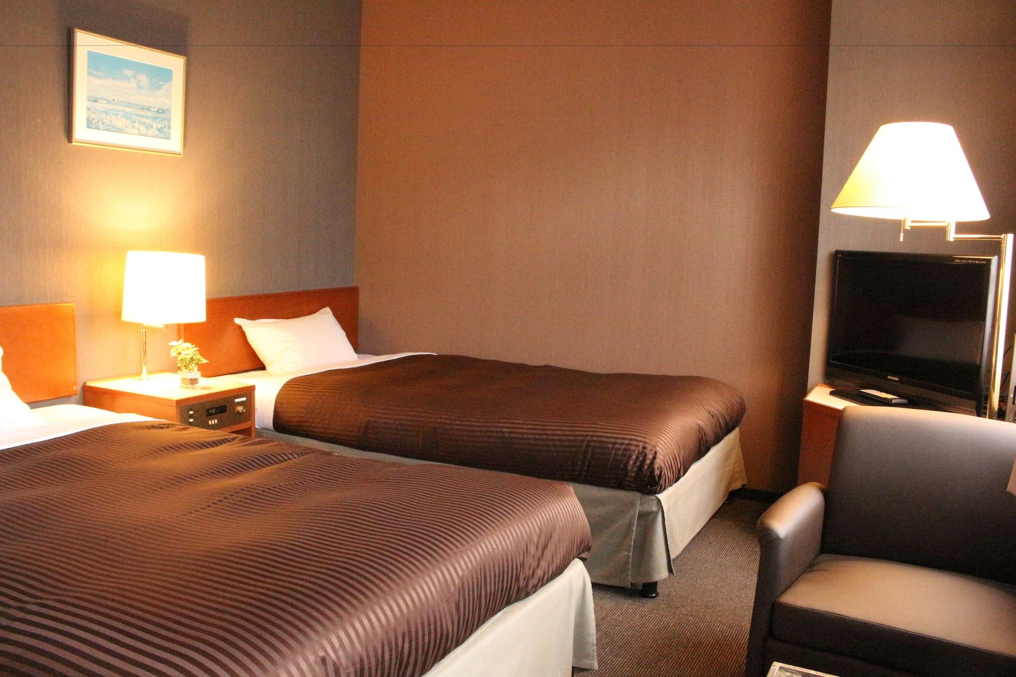 Hotel Livemax Budget Hiratsuka Ekimae Exterior foto