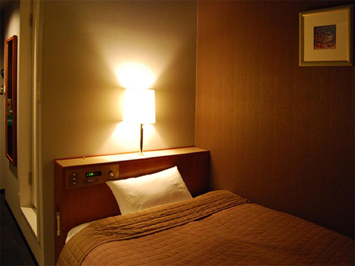 Hotel Livemax Budget Hiratsuka Ekimae Exterior foto